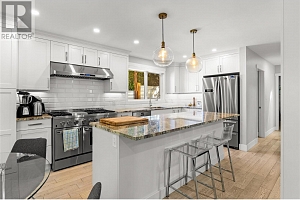 624 Armour Crescent - Photo 8