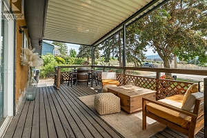 858 Douglas Road - Photo 3