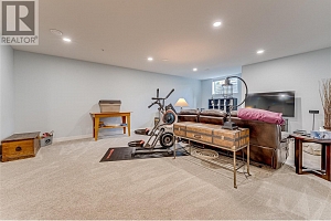 2444 York Avenue Unit# 8 - Photo 37