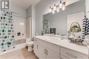 2444 York Avenue Unit# 8 - Photo 41