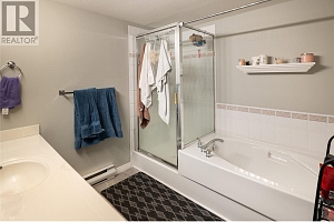 555 Houghton Road Unit# 108 - Photo 10