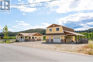 10484 Seaton Road - Photo 2