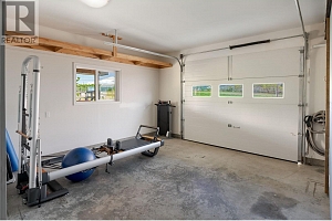 10484 Seaton Road - Photo 36