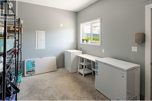 10484 Seaton Road - Photo 38