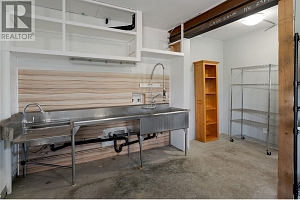 10484 Seaton Road - Photo 39