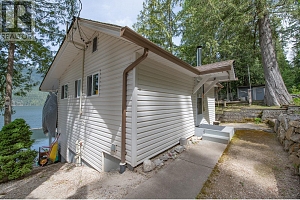 3598 Mabel Lake Road - Photo 23