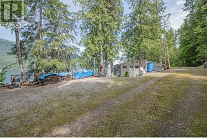 3598 Mabel Lake Road - Photo 39