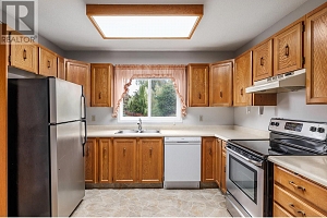 1089 Quesnel Road - Photo 11