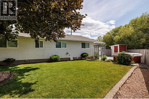 1089 Quesnel Road - Photo 3