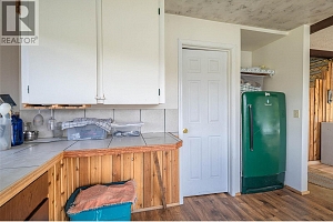 5867 Cosens Bay Road - Photo 12
