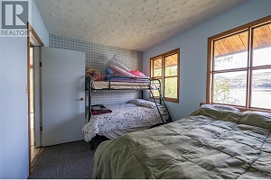 5867 Cosens Bay Road - Photo 20