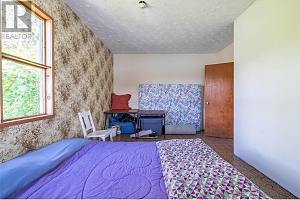 5867 Cosens Bay Road - Photo 24