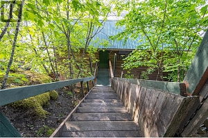 5867 Cosens Bay Road - Photo 29