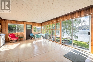 5867 Cosens Bay Road - Photo 9