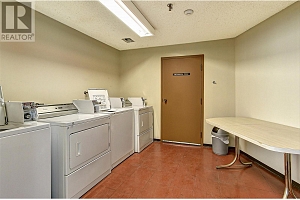 7470 Porcupine Road Unit# 402 - Photo 32