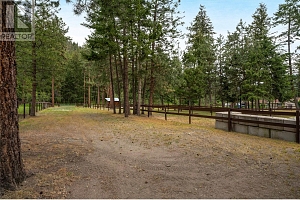 4635 Trepanier Road - Photo 45