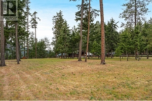 4635 Trepanier Road - Photo 48