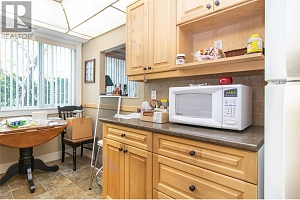 1045 Sutherland Avenue Unit# 115A - Photo 8