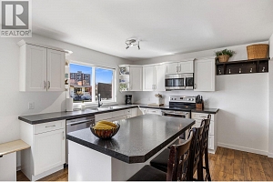 1224 Lawson Avenue - Photo 3