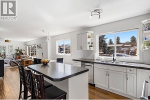 1224 Lawson Avenue - Photo 8