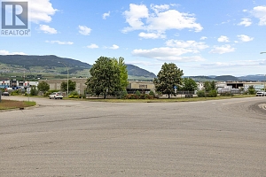 2605 Acland Road - Photo 2