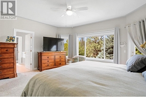 2072 Lillooet Court - Photo 21