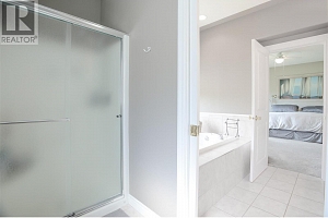 2072 Lillooet Court - Photo 24