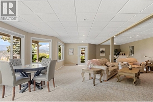 2072 Lillooet Court - Photo 30