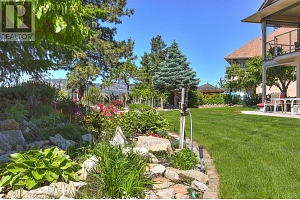 2072 Lillooet Court - Photo 51