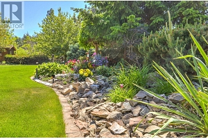 2072 Lillooet Court - Photo 52