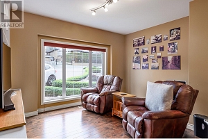 370 Sandpiper Street - Photo 15