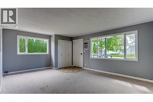 2560 Colony Street - Photo 15