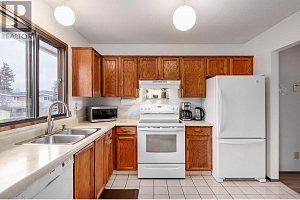 1347 Springfield Road - Photo 9