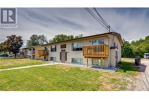 1604 45 Street - Photo 2
