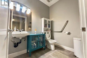 3190 Sexsmith Road Unit# 4 - Photo 8