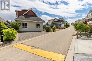 6815 Santiago Loop - Photo 2
