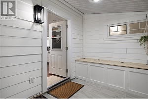2100 32 Avenue - Photo 4