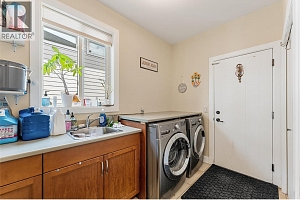 624 Lefevere Avenue - Photo 32