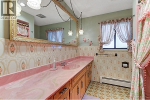 734 Francis Avenue - Photo 19