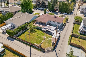 734 Francis Avenue - Photo 3