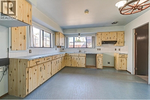 734 Francis Avenue - Photo 36