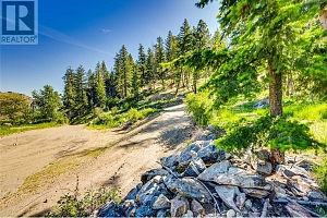 5649 Cosens Bay Road Unit# 23 Lot# 23 - Photo 20