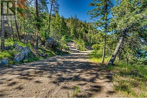 5649 Cosens Bay Road Unit# 28A Lot# 28A - Photo 9