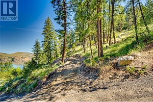 5649 Cosens Bay Road Unit# 28 Lot# 28 - Photo 17