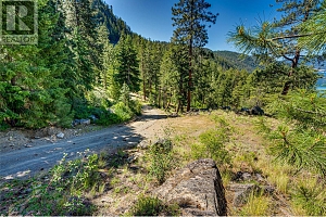 5649 Cosens Bay Road Unit# 28 Lot# 28 - Photo 22