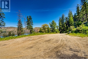 5649 Cosens Bay Road Unit# 24 Lot# 24 - Photo 11