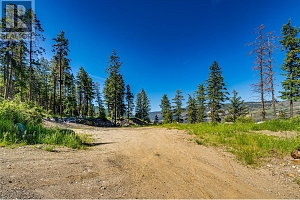 5649 Cosens Bay Road Unit# 24 Lot# 24 - Photo 19