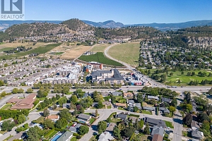 723 Glenburn Street - Photo 4