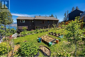 1632 Griffiths Place - Photo 40