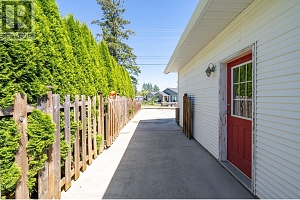 114 Bass Avenue - Photo 5